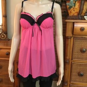 Gillian &OMalley pink w/black lace trim nightie